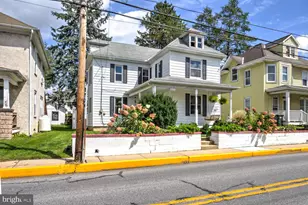 221 Brimmer Ave, New Holland, PA 17557 - Photo 4