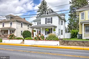221 Brimmer Ave, New Holland, PA 17557 - Photo 2