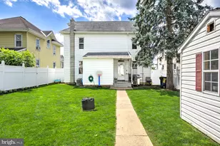 221 Brimmer Ave, New Holland, PA 17557 - Photo 10