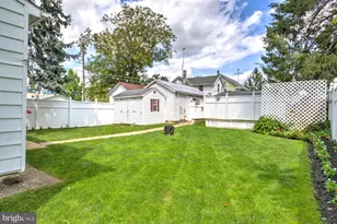 221 Brimmer Ave, New Holland, PA 17557 - Photo 12
