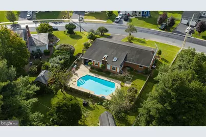 26 Tennyson Drive, Lancaster, PA 17602 - Photo 2