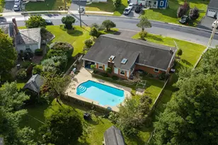 26 Tennyson Dr, Lancaster, PA 17602 - Photo 2