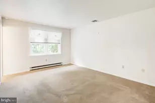 235 W Spruce St, New Holland, PA 17557 - Photo 16