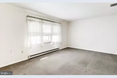 235 W Spruce Street, New Holland, PA 17557 - Photo 6
