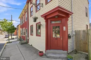 18 S 4th St, Columbia, PA 17512 - Photo 1