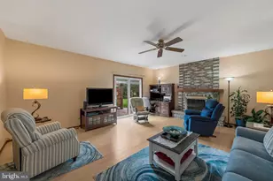 356 Locust Ln, Mount Joy, PA 17552 - Photo 6