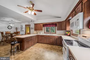 356 Locust Ln, Mount Joy, PA 17552 - Photo 12