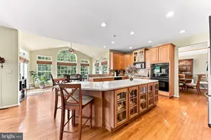 930 Hillcrest Dr, Kinzers, PA 17535 - Photo 8