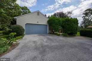 584 Laurel Ln, Lancaster, PA 17601 - Photo 36