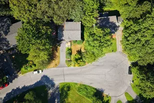 12 Picnic Woods Cir, Lititz, PA 17543 - Photo 2