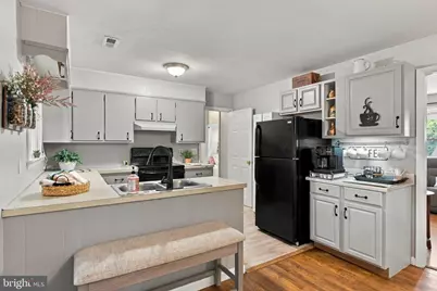 49 S 3rd Street, Akron, PA 17501 - Photo 8