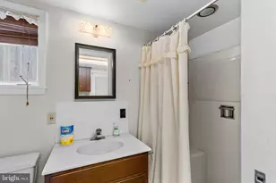 429 E Main St, Leola, PA 17540 - Photo 8
