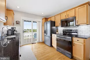 636 Royal View Dr, Lancaster, PA 17601 - Photo 14