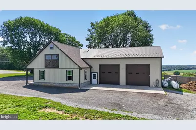 126 W Newport Road, Lititz, PA 17543 - Photo 4