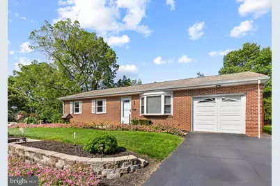 910 Pine Hill Road, Lititz, PA 17543 - Photo 2