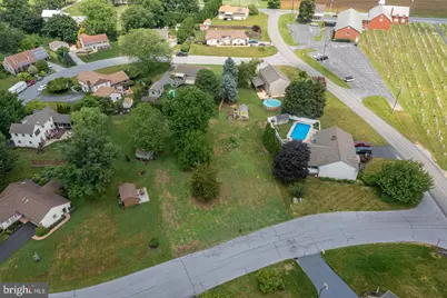 734 Pleasant Dr, New Holland, PA 17557 - Photo 6
