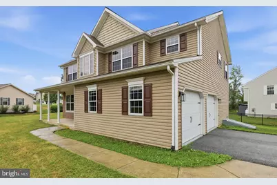125 Woodmeadow Drive, Denver, PA 17517 - Photo 2