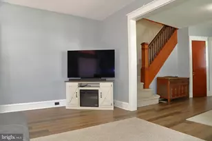 222 N 6th St, Denver, PA 17517 - Photo 6