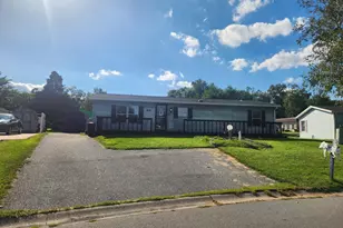 11 Bill Dr, Denver, PA 17517 - Photo 1