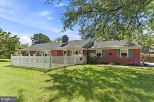 420 Hilltop Rd, Strasburg, PA 17579 - Photo 1
