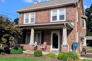559 E Main St, New Holland, PA 17557 - Photo 1