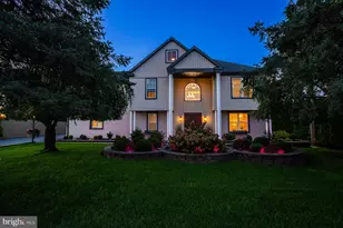 631 W Orange St, Lititz, PA 17543 - Photo 1