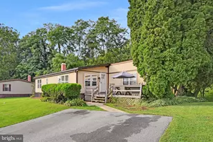 37 Kimberly Ave, New Providence, PA 17560 - Photo 1
