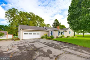 319 Frogtown Rd, Pequea, PA 17565 - Photo 1