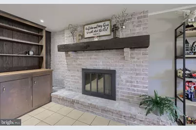 303 Broad Street, Akron, PA 17501 - Photo 28