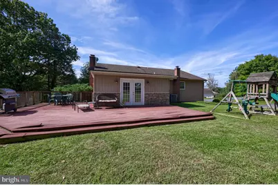 303 Broad Street, Akron, PA 17501 - Photo 32