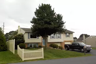 1031 Stellar Dr, Mount Joy, PA 17552 - Photo 4