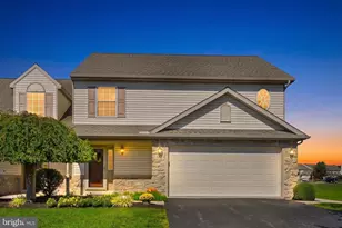 133 Farmington Way, Mount Joy, PA 17552 - Photo 2