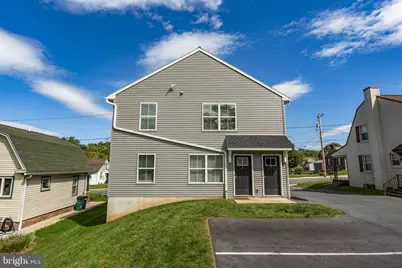 231 E Fulton Street, Ephrata, PA 17522 - Photo 4