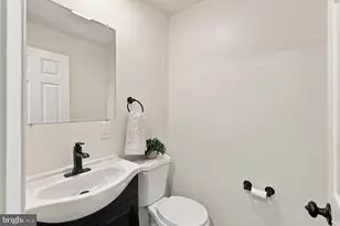 22 S 4th St, Columbia, PA 17512 - Photo 6