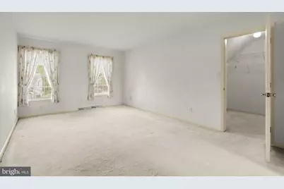 504 Spring Hollow Drive, New Holland, PA 17557 - Photo 10