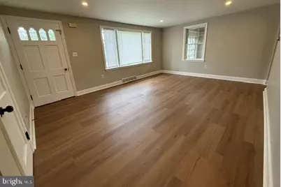 248 E Main Street, Leola, PA 17540 - Photo 2