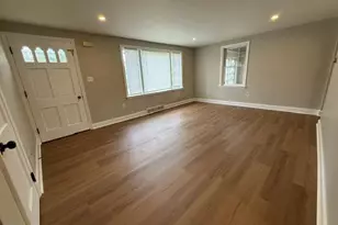 248 E Main St, Leola, PA 17540 - Photo 2