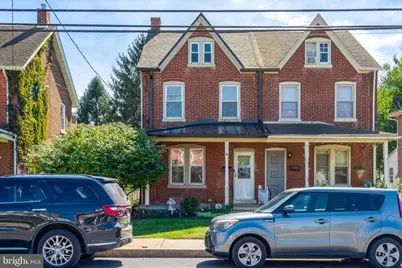 328 E Jackson Street, New Holland, PA 17557 - Photo 1