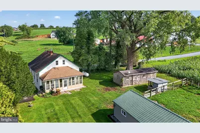 325 Cambridge Road, Narvon, PA 17555 - Photo 2
