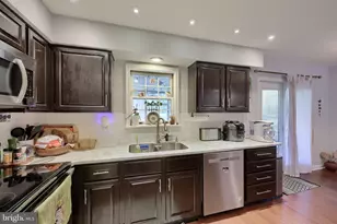 437 Deerfield Dr, Mount Joy, PA 17552 - Photo 14