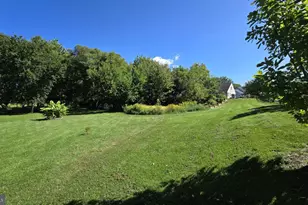 243 Kingsbridge Dr, Lititz, PA 17543 - Photo 8