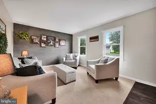 113 Laurie Ln, Lititz, PA 17543 - Photo 4