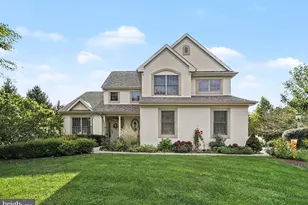 103 Fieldgate Dr, Lancaster, PA 17603 - Photo 2