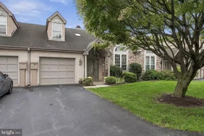 110 Greenview Drive, Lancaster, PA 17601 - Photo 2