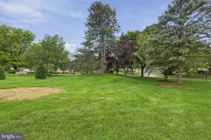 110 Greenview Dr, Lancaster, PA 17601 - Photo 34