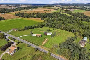 7010 W Elizabethtown Rd, Manheim, PA 17545 - Photo 4