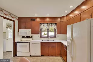 1250 Ridge Rd, Elizabethtown, PA 17022 - Photo 8