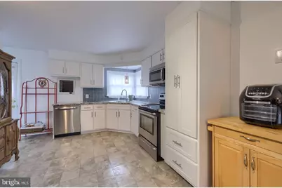 2197 Veumont Drive, Lancaster, PA 17601 - Photo 10