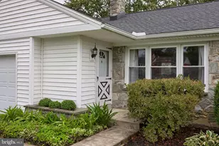 2197 Veumont Dr, Lancaster, PA 17601 - Photo 4
