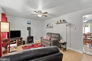 1701 St Phillips Dr, Lancaster, PA 17603 - Photo 4